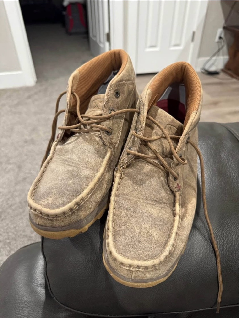 Twisted X Women's Tan Suede Chukka Boots